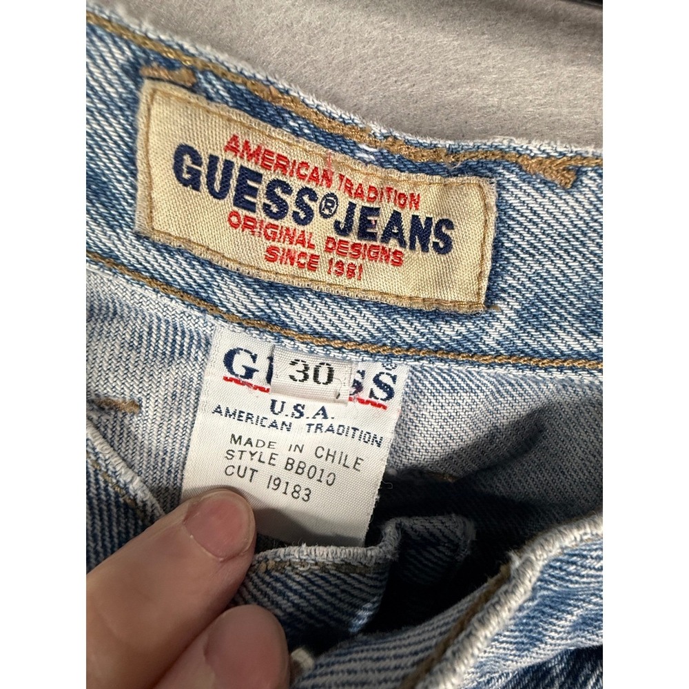 Guess Jeans Tapered Leg Women 30 Light Wash Blue Vintage High Rise FLAWS BB010 - Picture 2 of 13